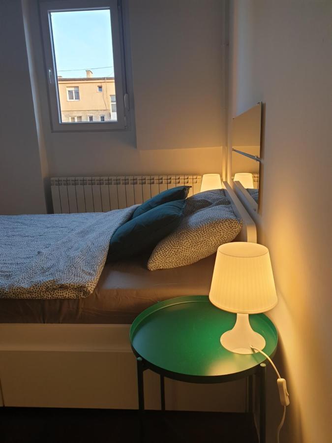 Studio Apartment "Savski Trg" Belgrado Exterior foto